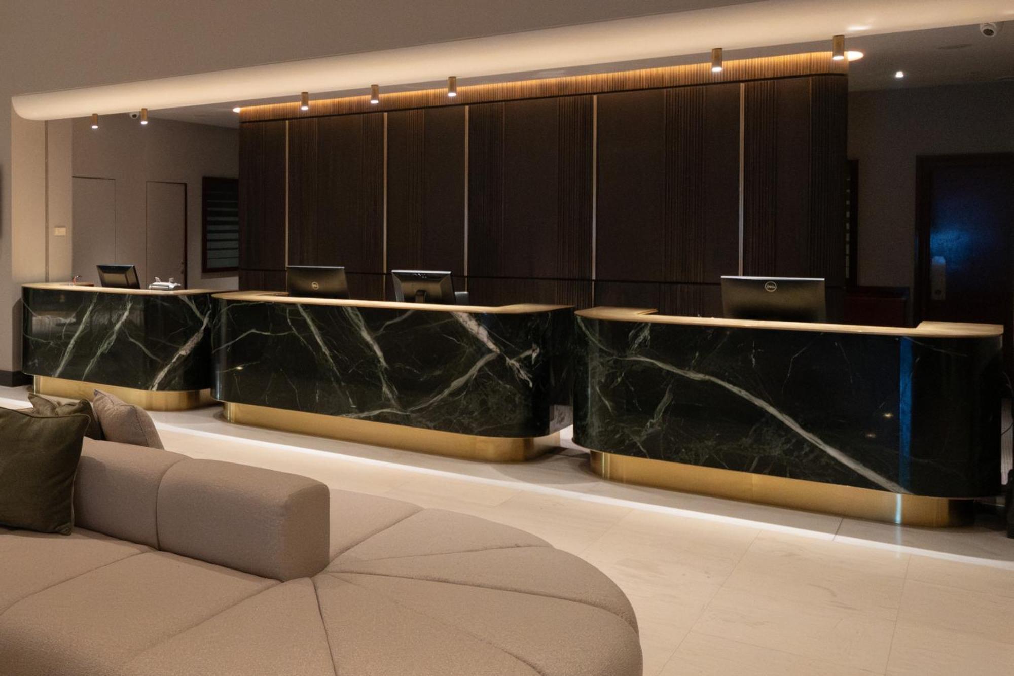 ไฮแอท รีเจนซี เทสซาโลนิกี Hotel เทสซาโลนิกิ ภายนอก รูปภาพ The lobby of the hotel